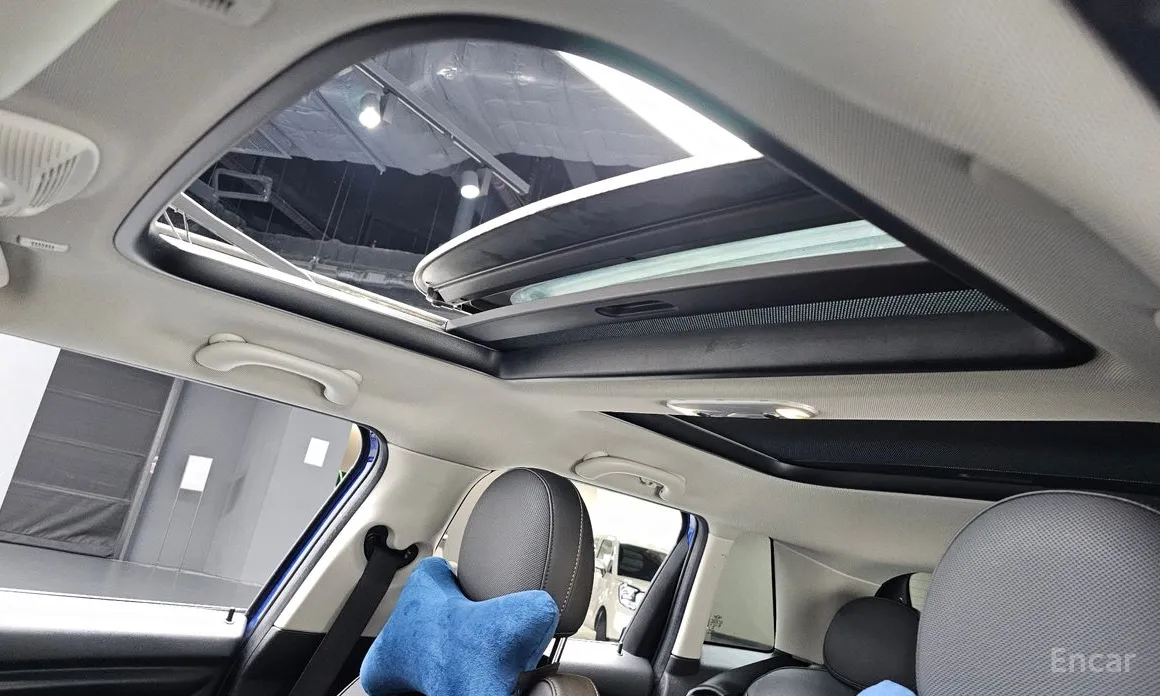 Фото 19 - Mini Cooper