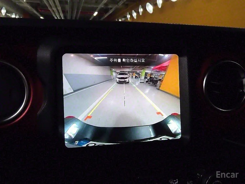 Фото 14 - Jeep Gladiator