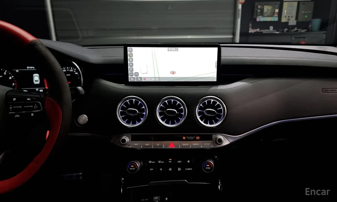 Фото 17 - Kia Stinger