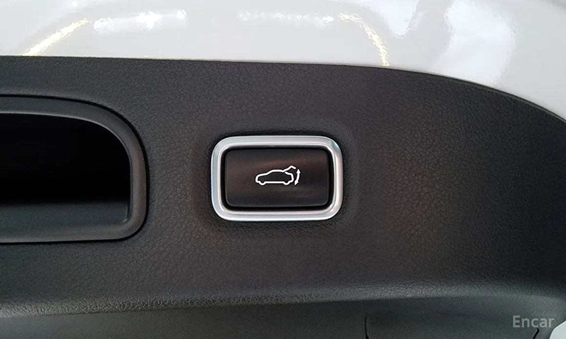 Фото 18 - Kia Stinger