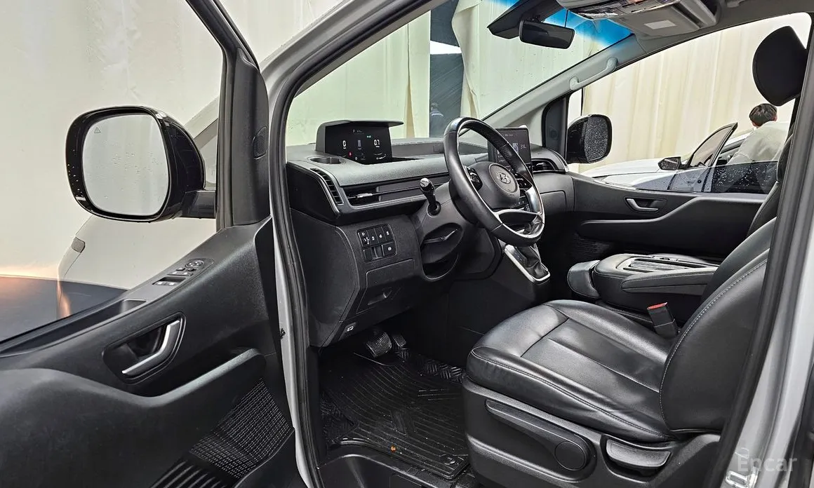 Фото 10 - Hyundai Staria