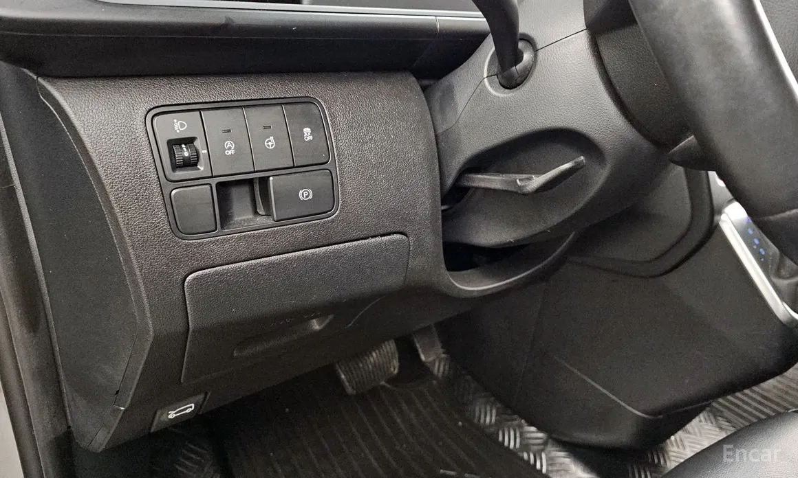 Фото 18 - Hyundai Staria