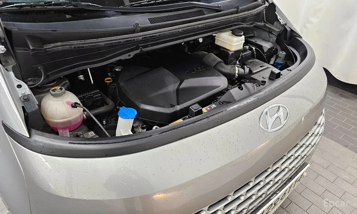 Фото 6 - Hyundai Staria