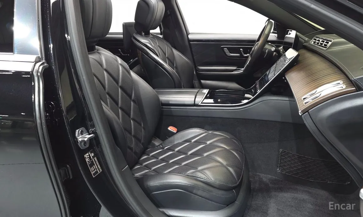 Фото 10 - Mercedes-Benz S-Class