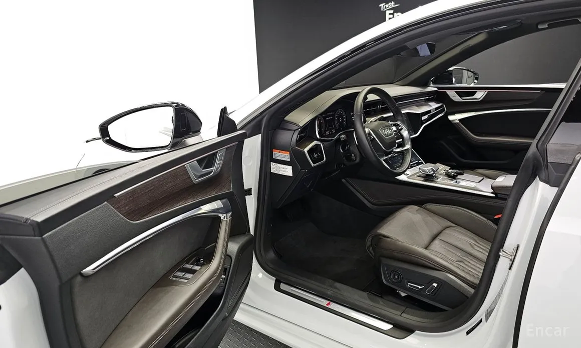 Фото 11 - Audi A7