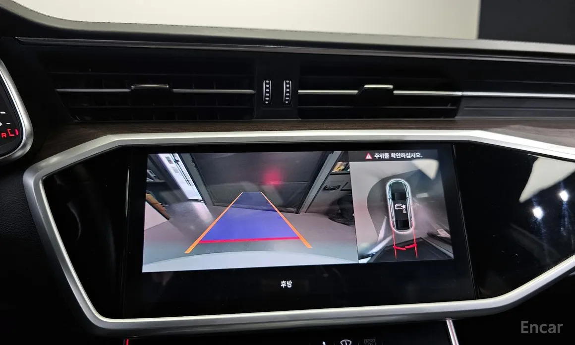 Фото 15 - Audi A7