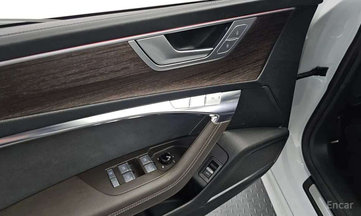 Фото 20 - Audi A7