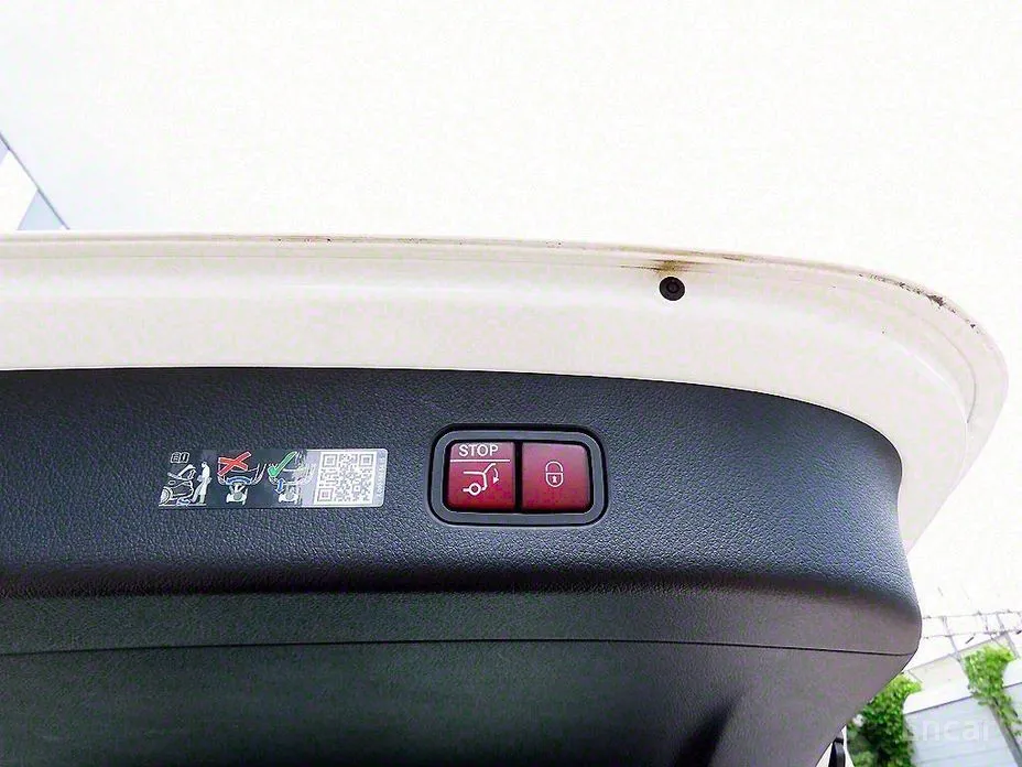 Фото 19 - Mercedes-Benz GLC-Class