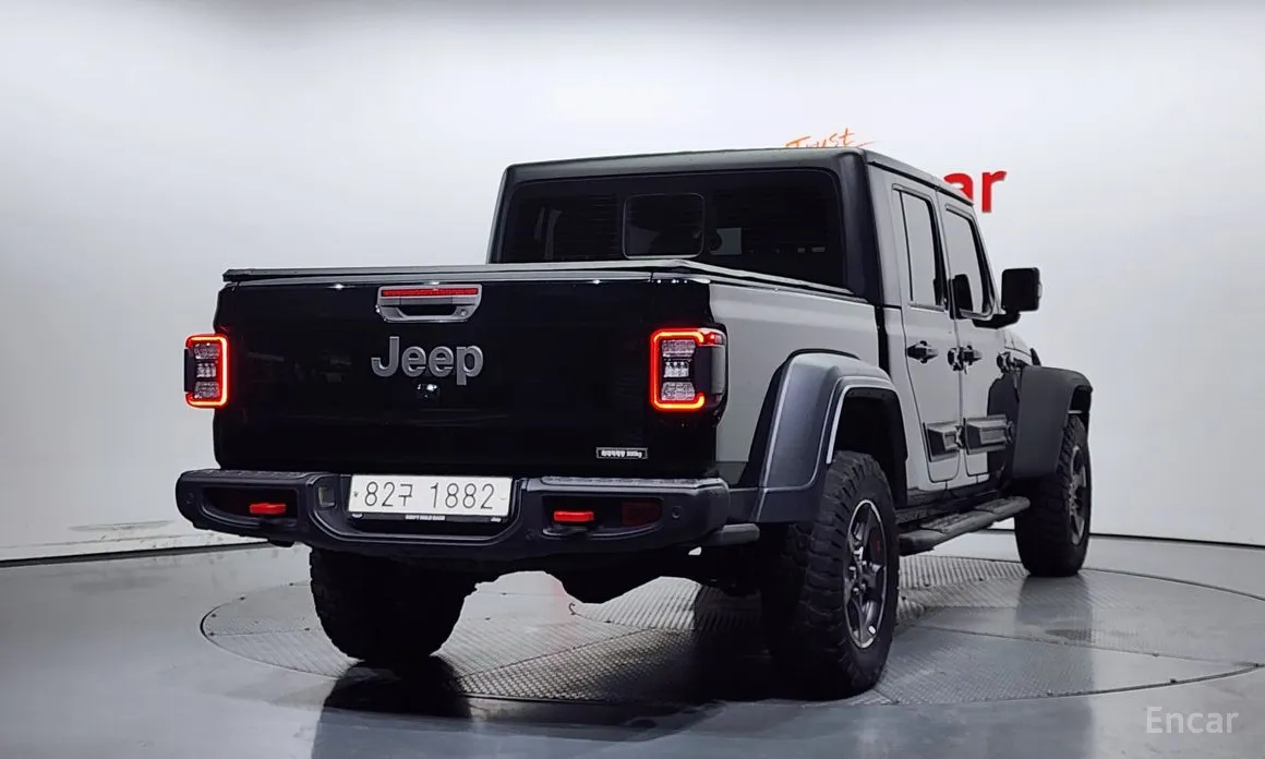 Фото 2 - Jeep Gladiator