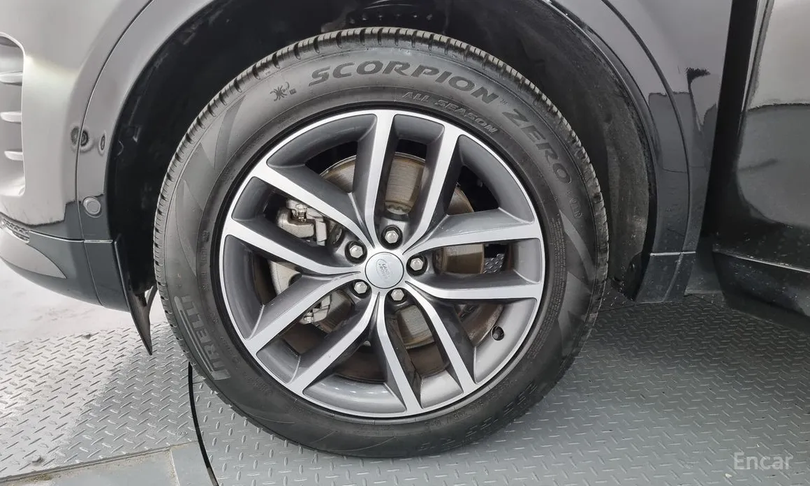 Photo 5 - Land Rover Discovery Sport