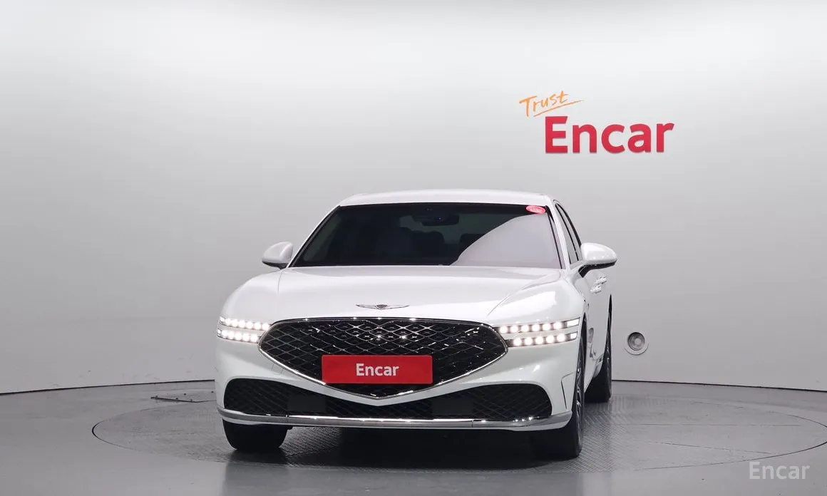 Фото 3 - Genesis G90