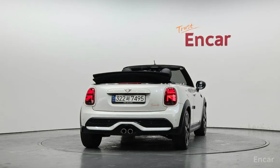 Фото 4 - Mini Cooper Convertible