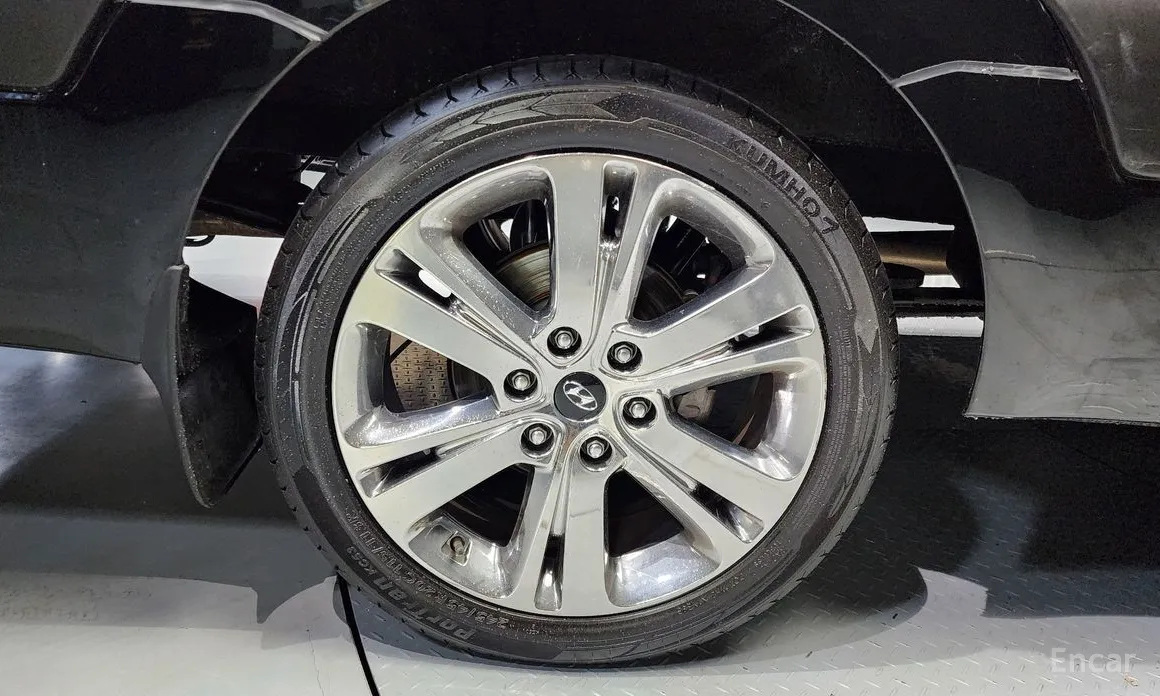 Фото 5 - Hyundai Solati