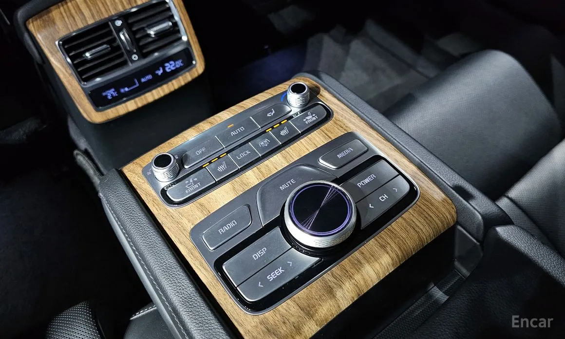 Фото 18 - Kia K9