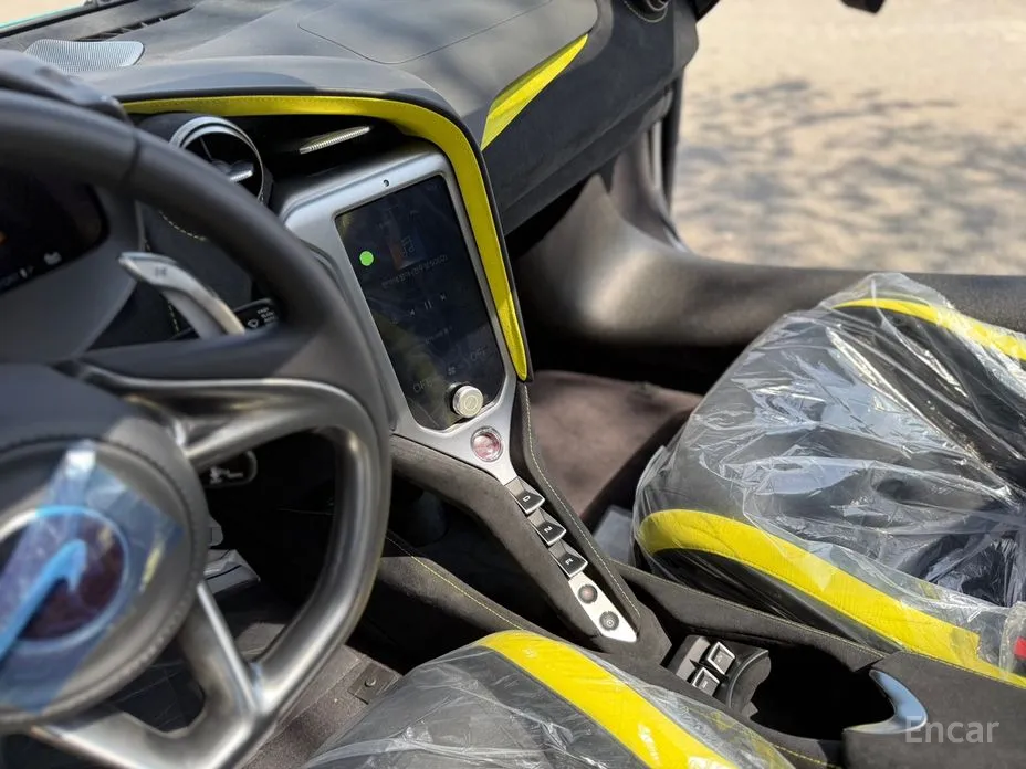 Фото 15 - McLaren 750S