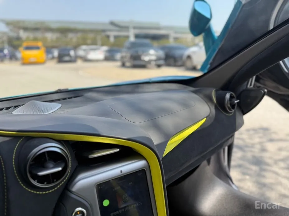 Фото 16 - McLaren 750S