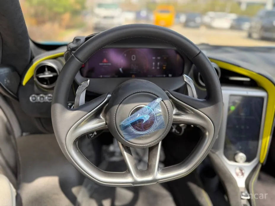 Фото 19 - McLaren 750S