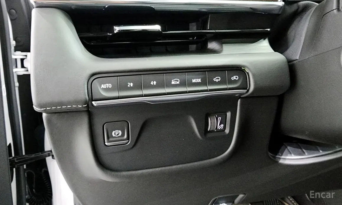 Фото 17 - Cadillac Escalade