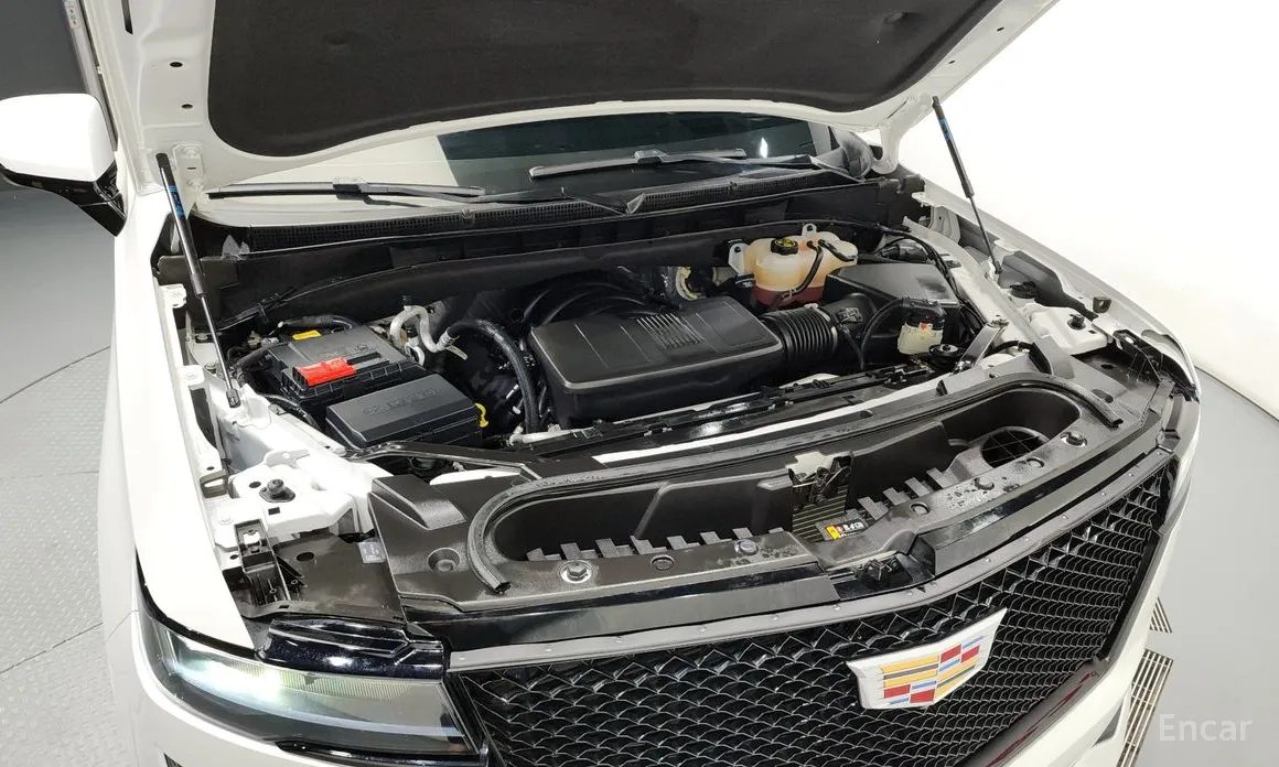 Фото 6 - Cadillac Escalade