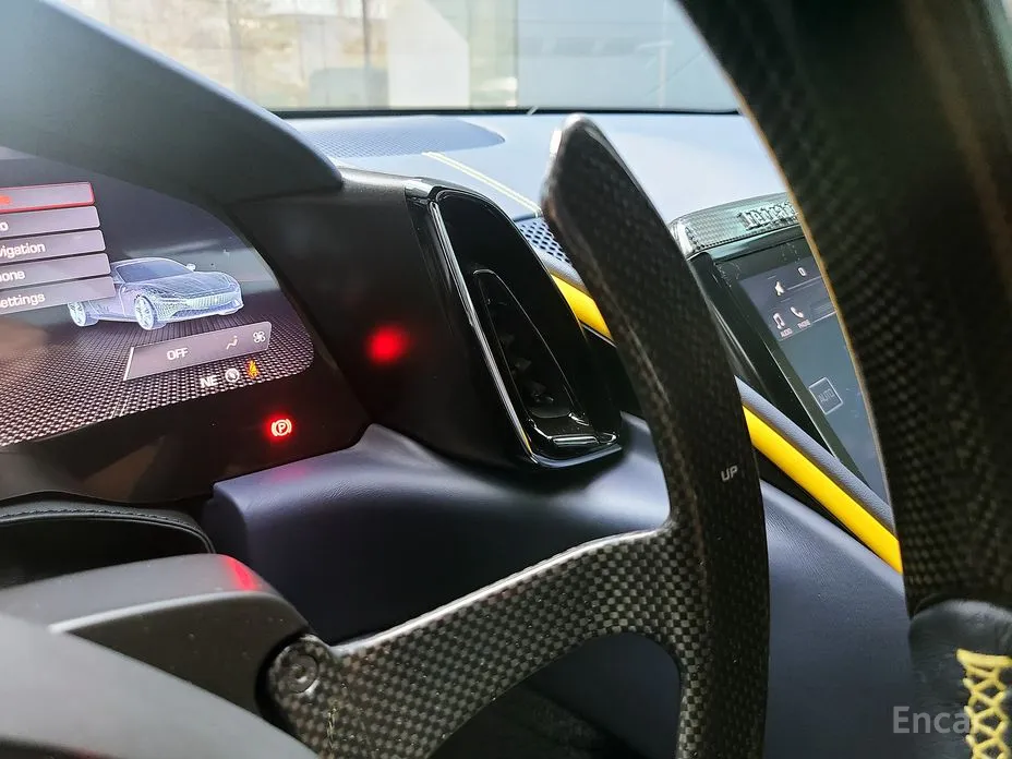 Фото 16 - Ferrari Roma