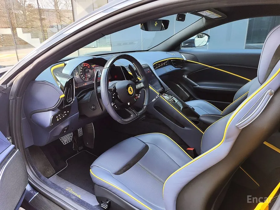 Фото 4 - Ferrari Roma