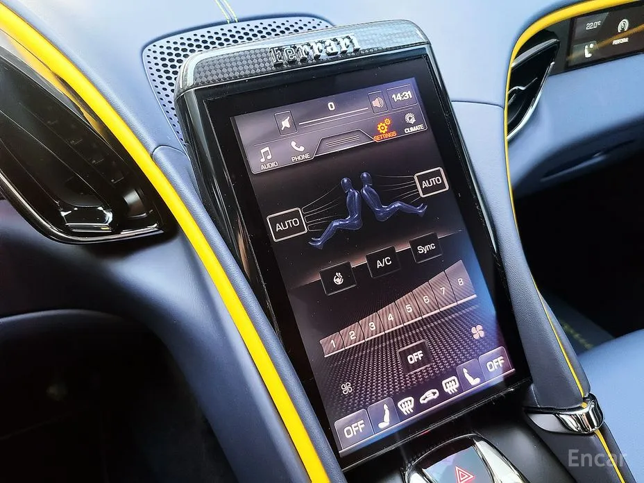 Фото 9 - Ferrari Roma