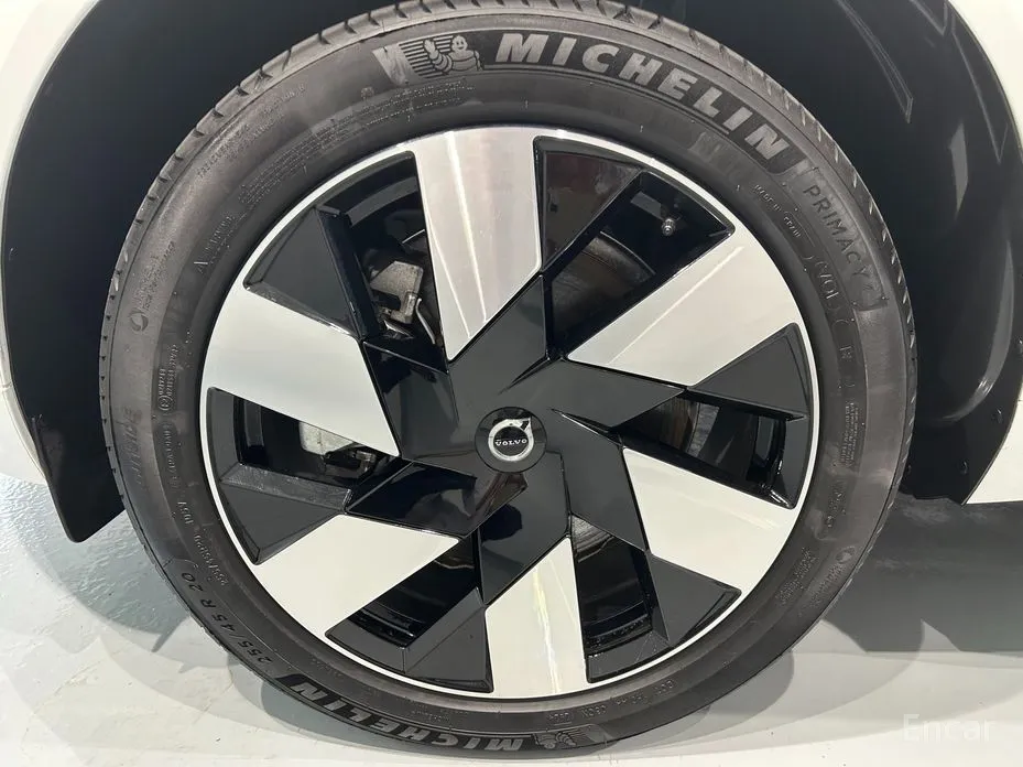 Фото 5 - Volvo XC60