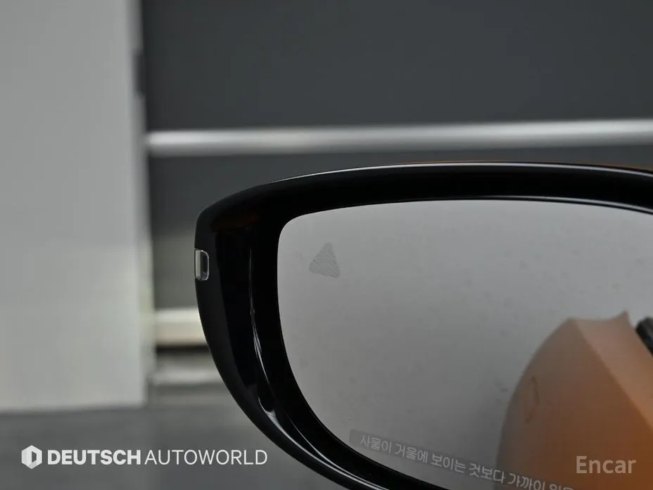 Фото 12 - Aston Martin Vantage