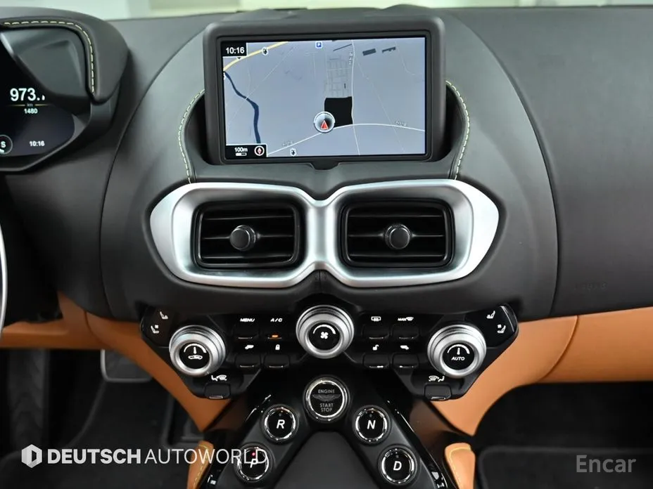 Фото 14 - Aston Martin Vantage