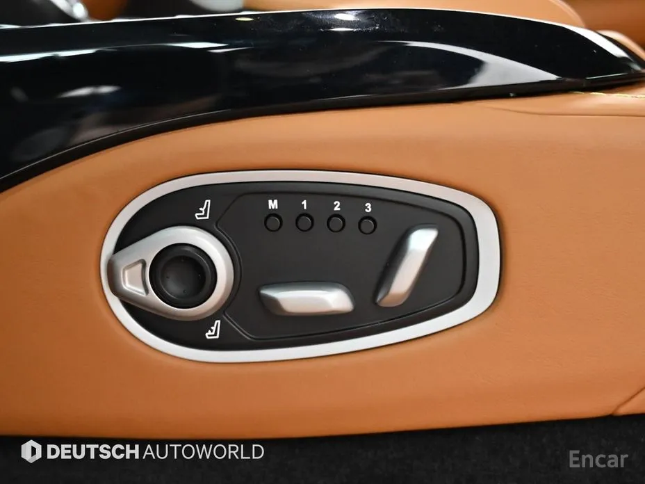 Фото 16 - Aston Martin Vantage