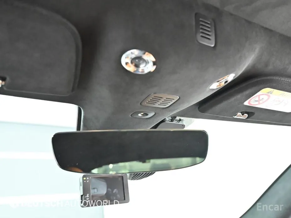 Фото 18 - Aston Martin Vantage