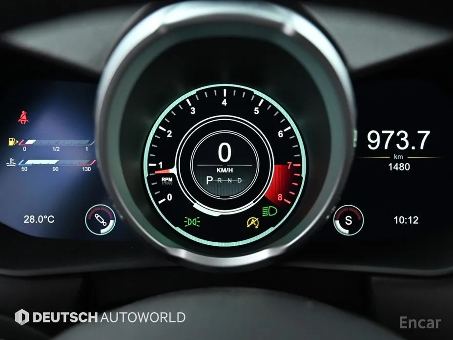 Фото 8 - Aston Martin Vantage