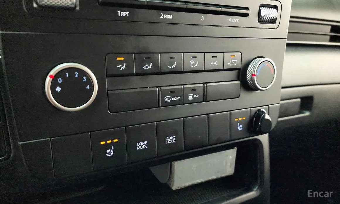 Фото 16 - Hyundai Staria