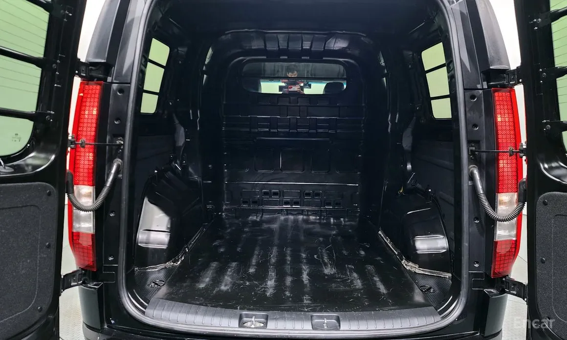 Фото 20 - Hyundai Staria