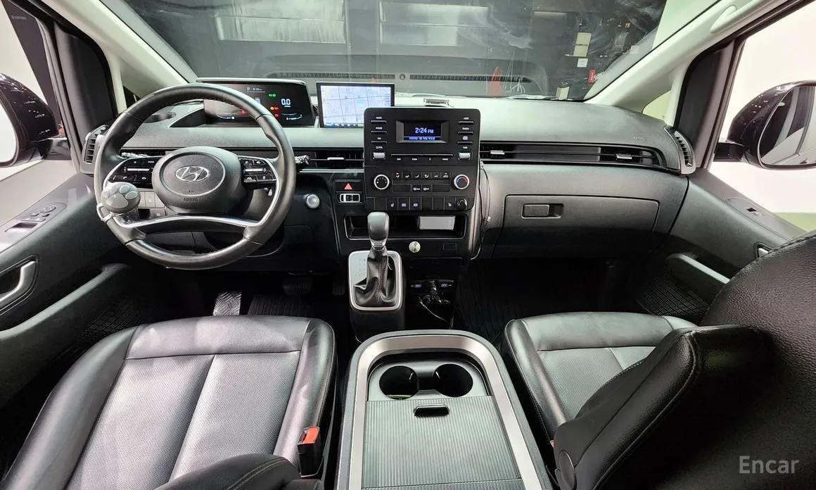 Фото 7 - Hyundai Staria