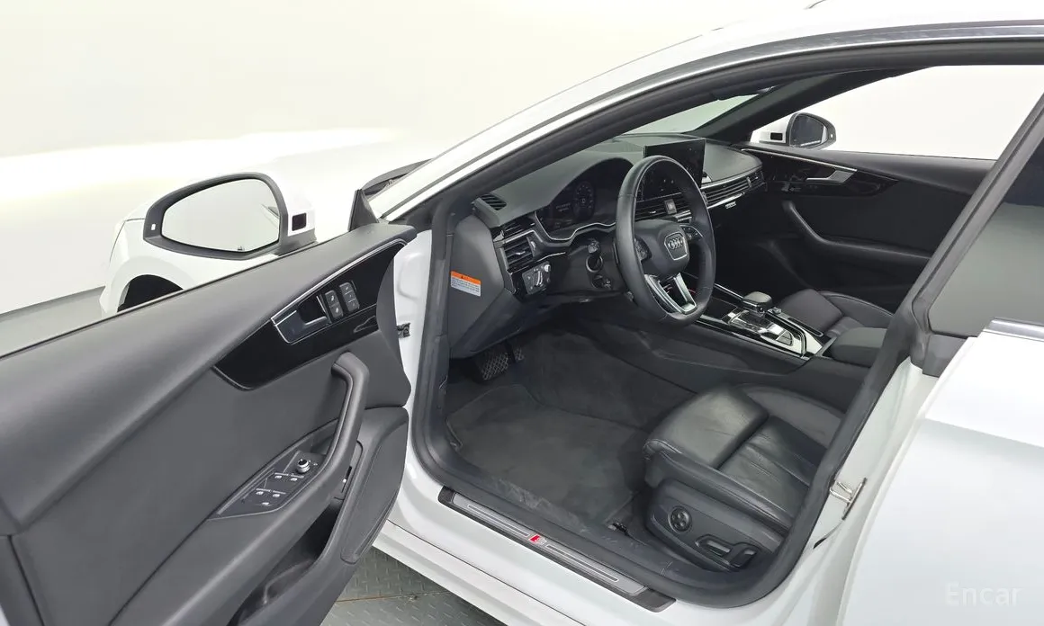 Фото 10 - Audi A5