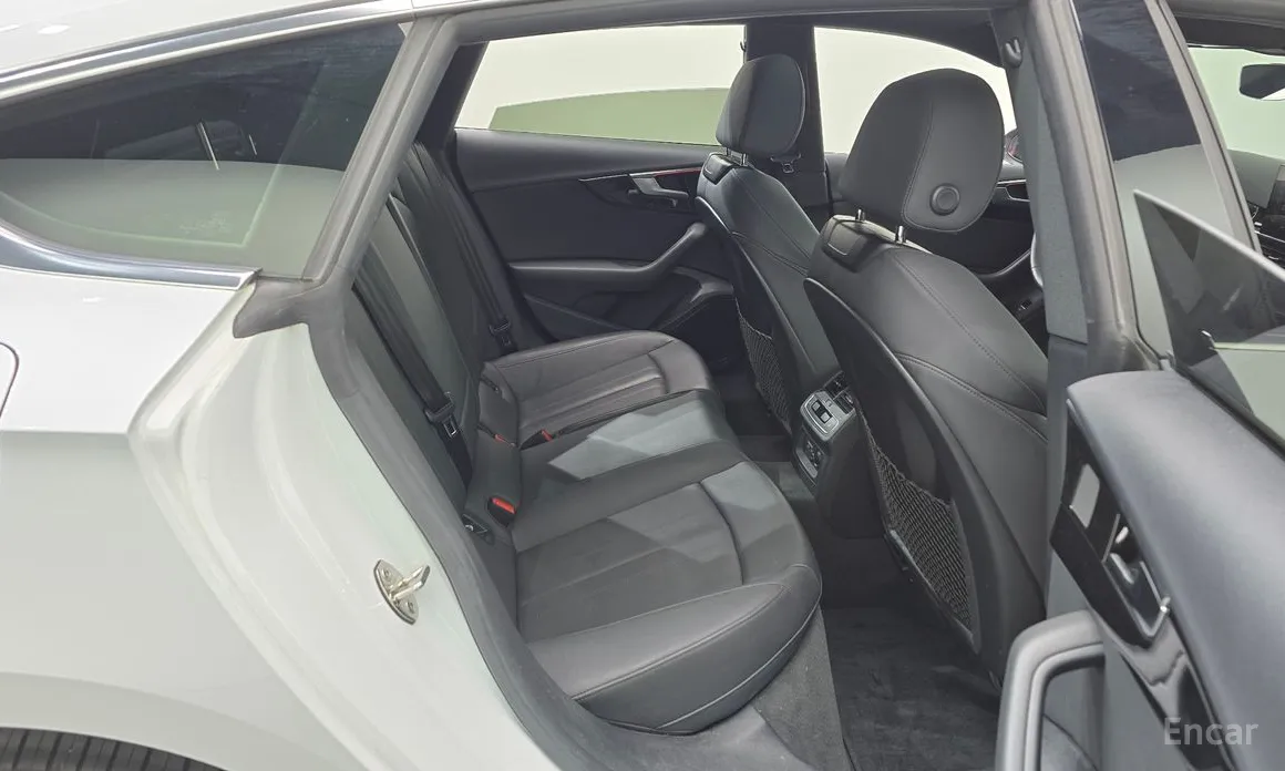 Фото 12 - Audi A5