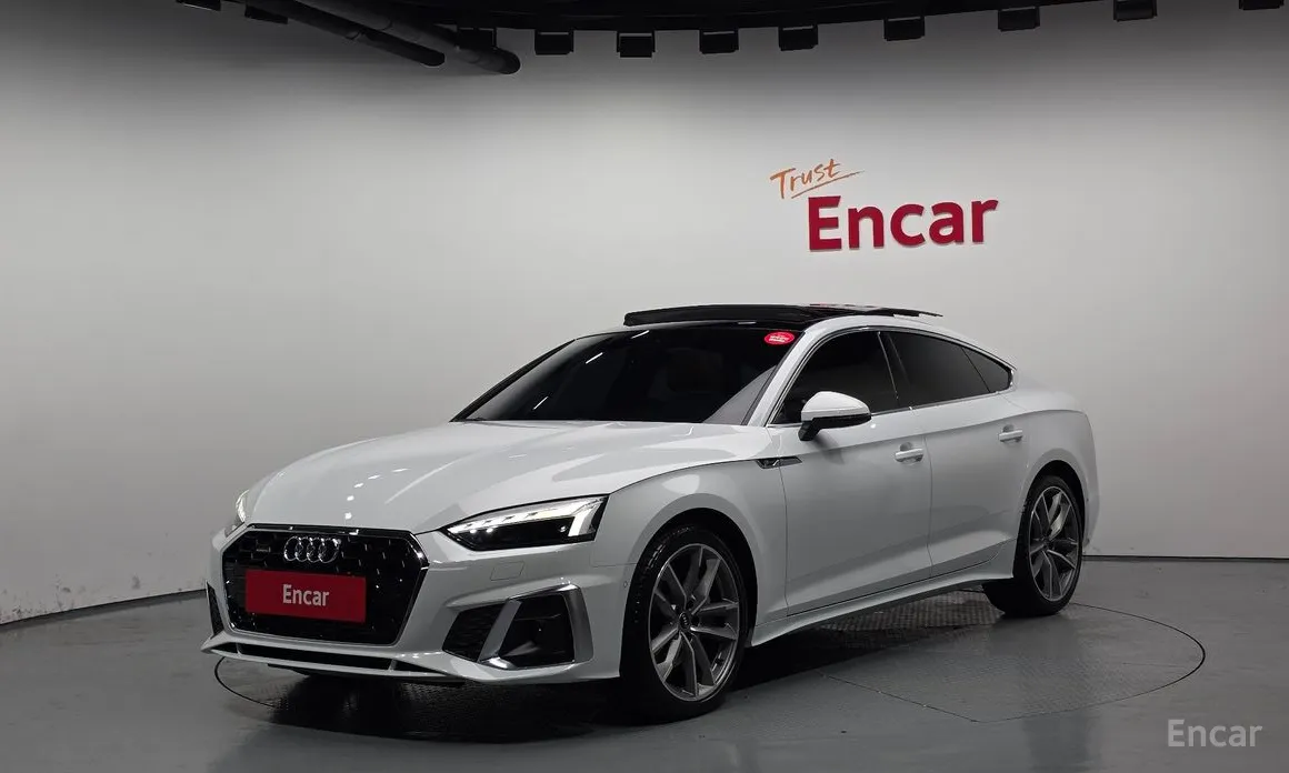 Фото 1 - Audi A5