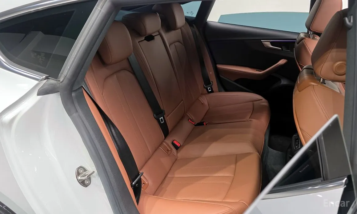 Фото 12 - Audi A5