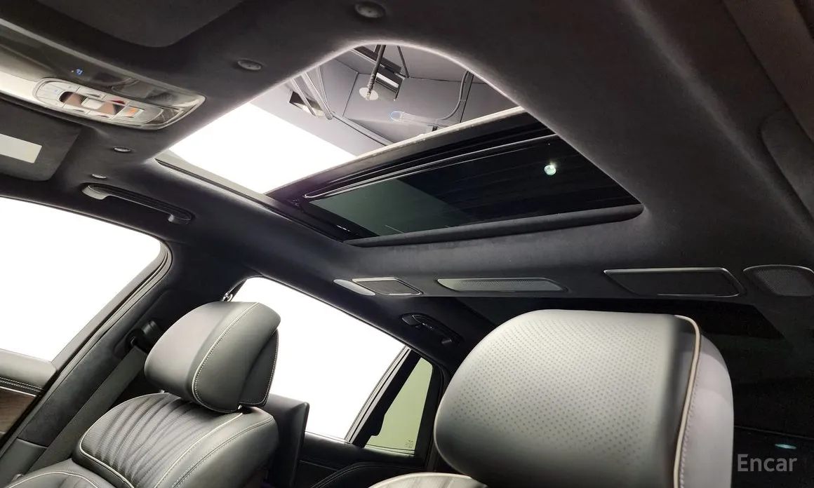 Фото 19 - Genesis G90