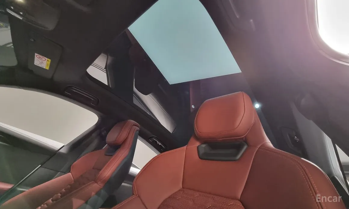 Фото 12 - Audi e-tron GT