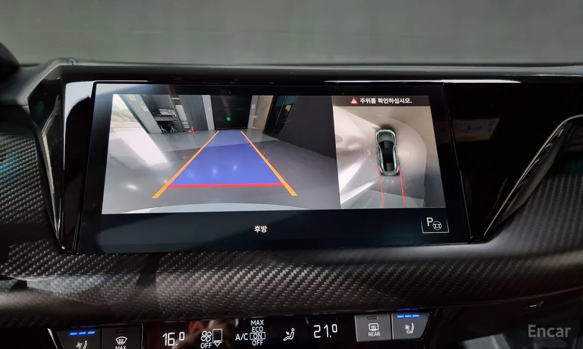 Фото 16 - Audi e-tron GT