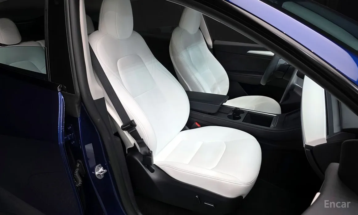 Фото 12 - Tesla Model Y