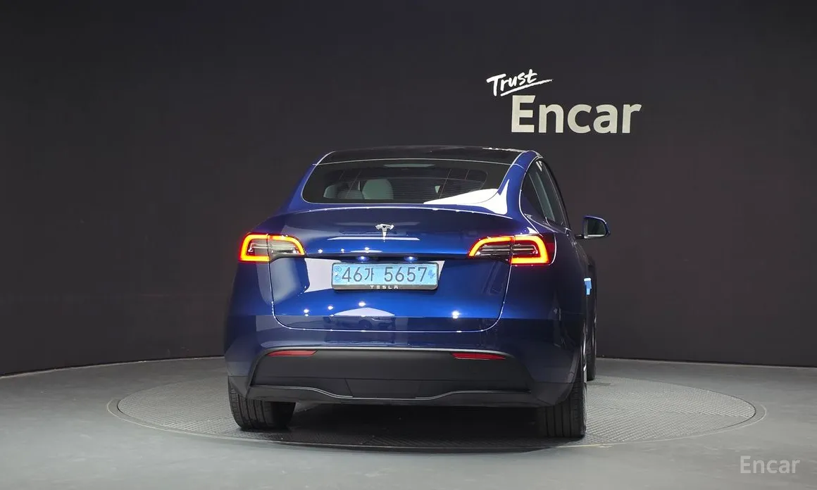 Фото 4 - Tesla Model Y