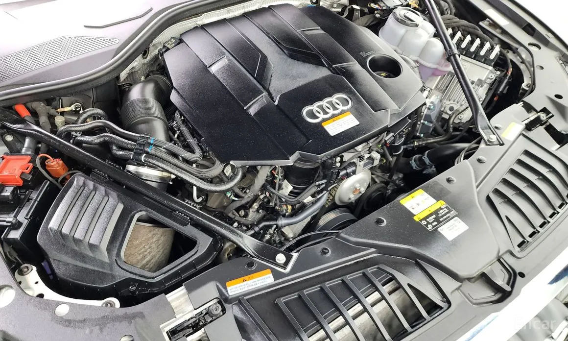 Фото 6 - Audi A8