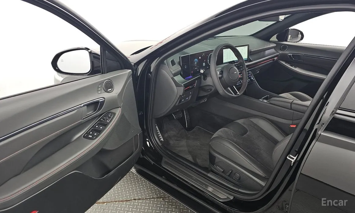 Фото 10 - Hyundai Sonata