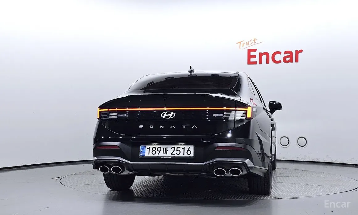 Фото 4 - Hyundai Sonata