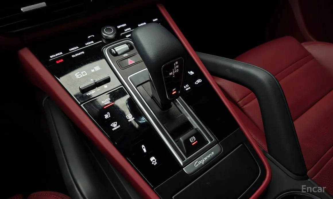 Фото 9 - Porsche Cayenne