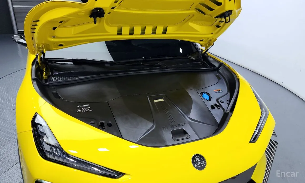 Фото 6 - Lotus Eletre