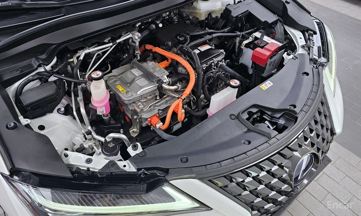 Фото 6 - Lexus UX